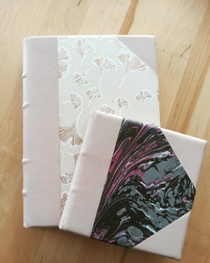 Demi à coin, reliure de Chloé Kolb